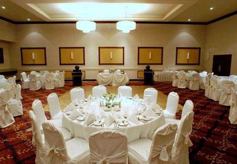 Residence Inn By Marriott Montreal Airport Dorval Restaurace fotografie
