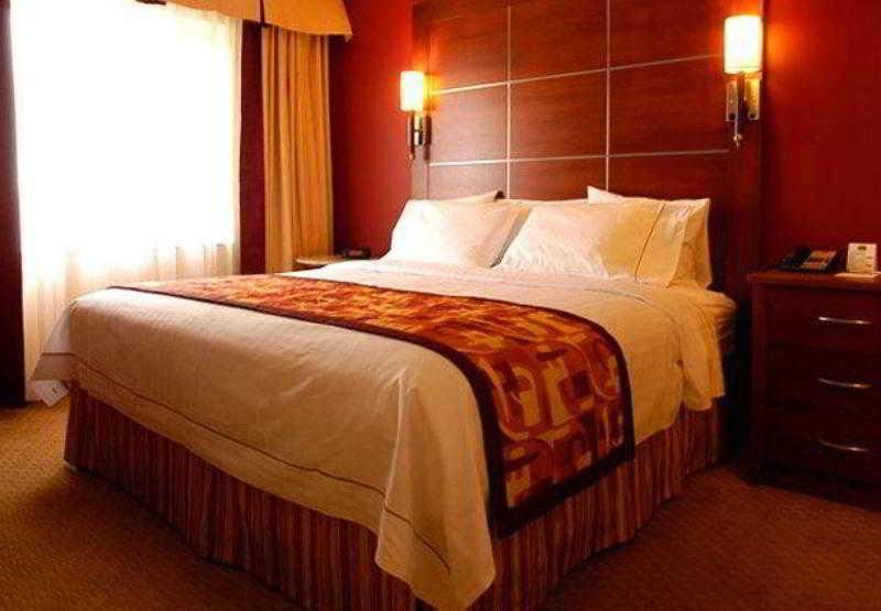 Residence Inn By Marriott Montreal Airport Dorval Exteriér fotografie